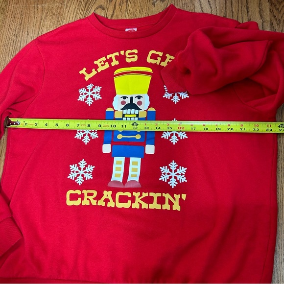 Festive Christmas SweatshirtUNISEX - Picture 9 of 9